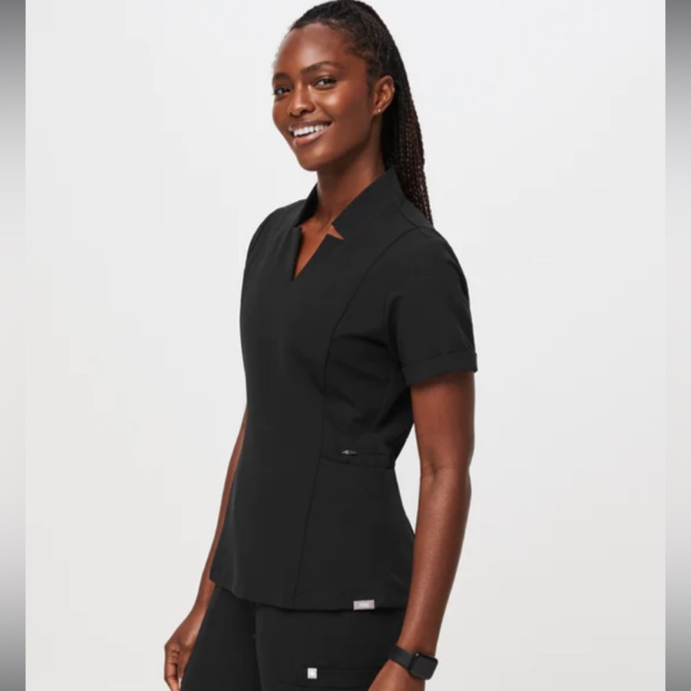 Figs Inala Slim Scrub Top
